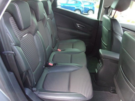 RENAULT SCENIC IV Renault scenic-015.jpg